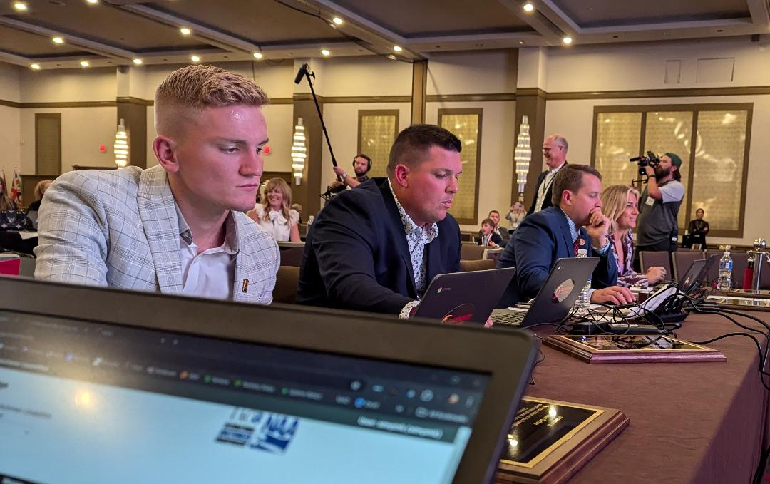 Judging panel using Championship Scoring at a live event
